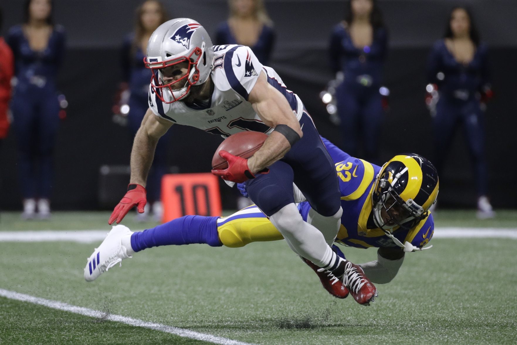 Patriots Rams Super Bowl Football